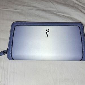 Simply Vera Wang zip wallet large ** Blue Ombre